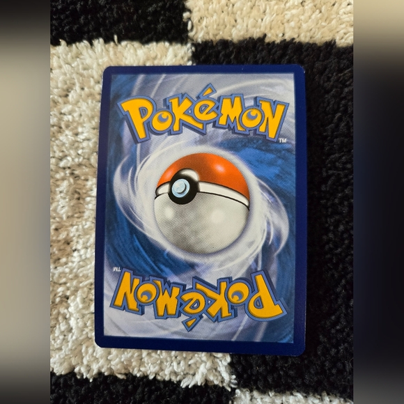 Holo Mimikyu 2021 Halloween Pokemon card - Picture 2 of 2